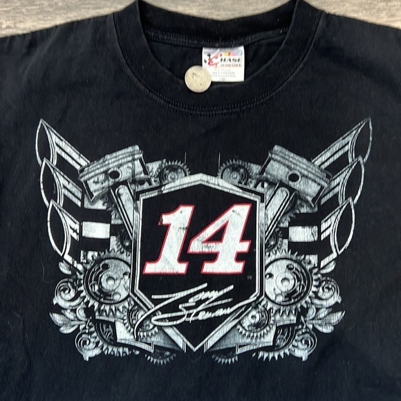 NASCAR CHASE AUTHENTICS TONY STEWART MEN’S MEDIUM T-SHIRT - Picture 2 of 5